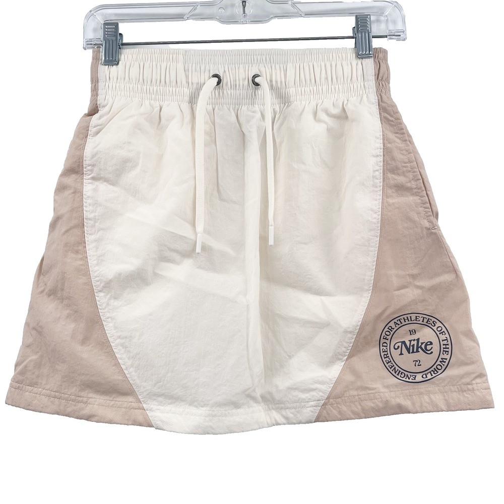 NIKE Women's XS Ivory/Beige Circle Logo Trailcore Mesh-Lined Heritage Mini Skirt
